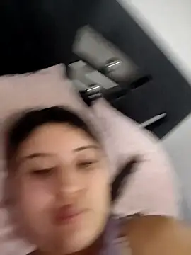 Snapshot of mialorents chatting on 11-14-25, 12:59 mialorents online show from 11-14-25, 12:59