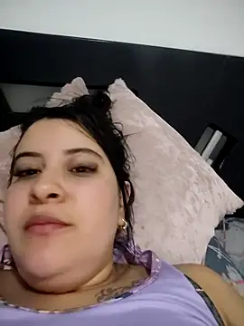 Snapshot of mialorents chatting on 11-16-25, 03:56 mialorents online show from 11-16-25, 03:56