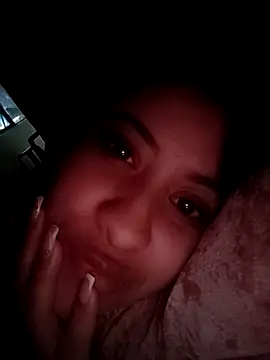 Snapshot of mialorents chatting on 11-20-25, 02:50 mialorents online show from 11-20-25, 02:50