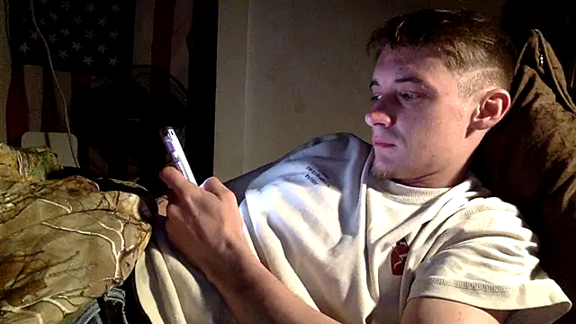 Snapshot of Ilovepussy1911 chatting on 02-24-26, 02:53 Ilovepussy1911 online show from 02-24-26, 02:53