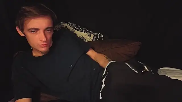 Ilovepussy1911 online show from 06-19-26, 04:55