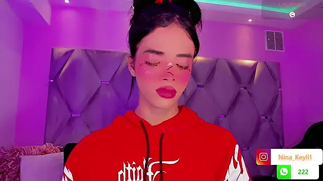 Nina Keyli online show from 11-22-25, 07:57