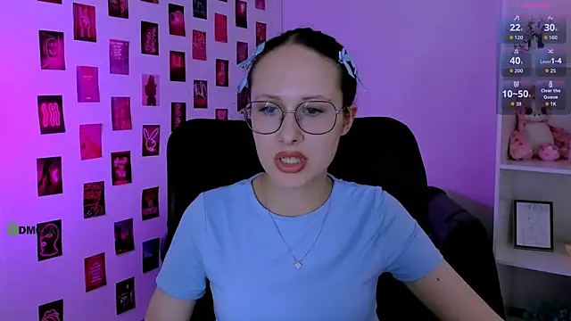 mona cloud online show from 07-28-26, 07:39
