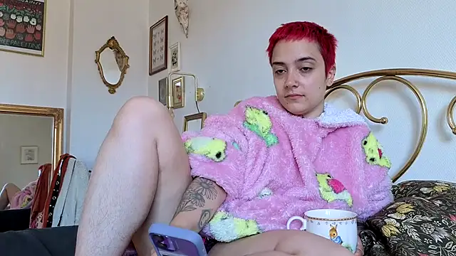 Snapshot of OllympeKaii chatting on 09-18-25, 08:16 OllympeKaii online show from 09-18-25, 08:16