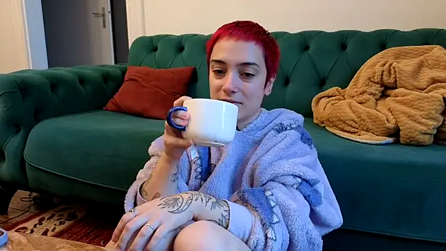 Snapshot of OllympeKaii chatting on 09-27-25, 06:40 OllympeKaii online show from 09-27-25, 06:40