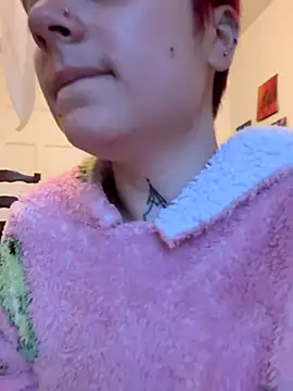 Snapshot of OllympeKaii chatting on 10-08-25, 06:00 OllympeKaii online show from 10-08-25, 06:00