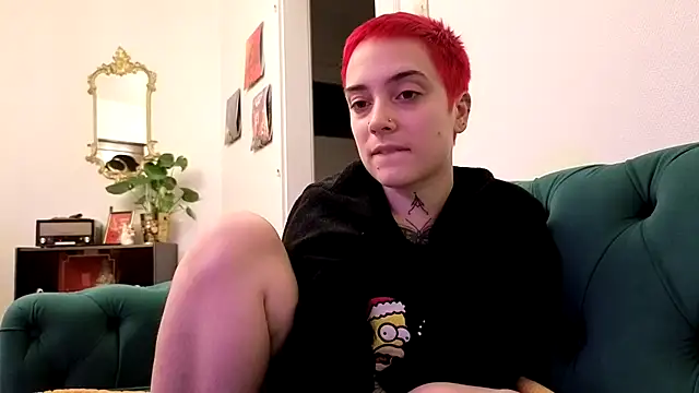 Snapshot of OllympeKaii chatting on 10-14-25, 09:04 OllympeKaii online show from 10-14-25, 09:04