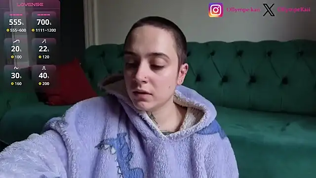 Snapshot of OllympeKaii chatting on 11-14-25, 01:21 OllympeKaii online show from 11-14-25, 01:21