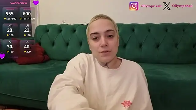 Snapshot of OllympeKaii chatting on 01-09-26, 04:43 OllympeKaii online show from 01-09-26, 04:43