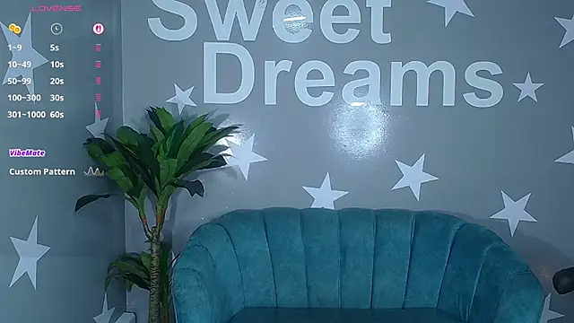 emma wockll t online show from 11-20-25, 01:11