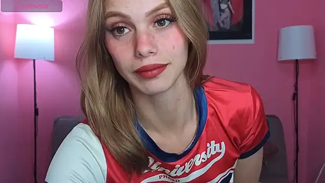 emma wockll t online show from 07-22-26, 03:04