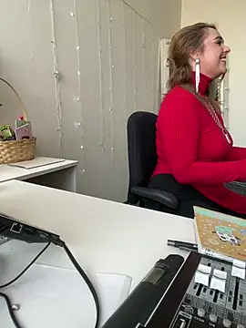 Juicy PeachLux online show from 03-09-25, 11:03