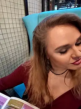 Juicy PeachLux online show from 09-12-25, 03:56