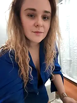 Juicy PeachLux online show from 11-06-25, 03:18