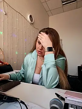 Juicy PeachLux online show from 03-25-26, 06:52