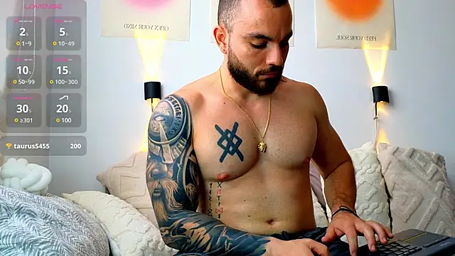 Isaac Carter online show from 03-09-25, 01:48