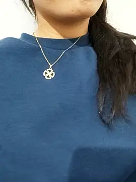 Snapshot of saraaxx1 chatting on 02-08-26, 05:05 saraaxx1 online show from 02-08-26, 05:05