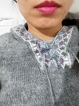 Snapshot of saraaxx1 chatting on 03-12-26, 02:45 saraaxx1 online show from 03-12-26, 02:45