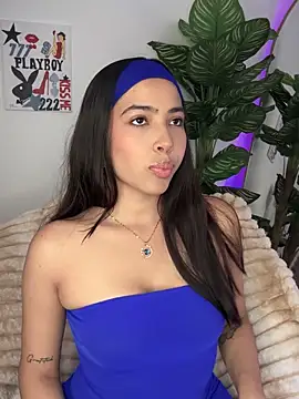 Snapshot of _Emily_Thompson_ chatting on 10-02-25, 10:17 Emily Thompson online show from 10-02-25, 10:17