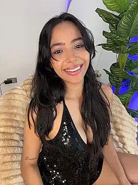  Emily Thompson  online show from 07-20-26, 02:59