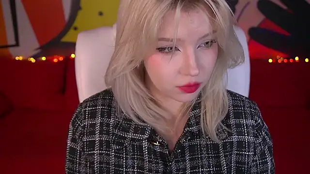 SelenaIris online show from 03-17-25, 05:27