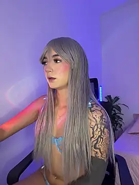 Snapshot of Hi_Soyfer chatting on 01-05-26, 06:00 Hi Soyfer online show from 01-05-26, 06:00