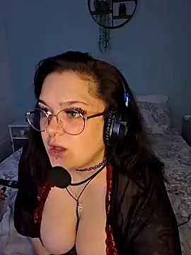 Saucy-Serenity online show from 09-11-25, 07:14