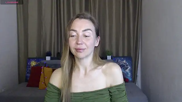 Kiss julli88I online show from 03-16-25, 09:37