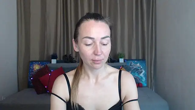 Kiss julli88I online show from 03-19-25, 05:08