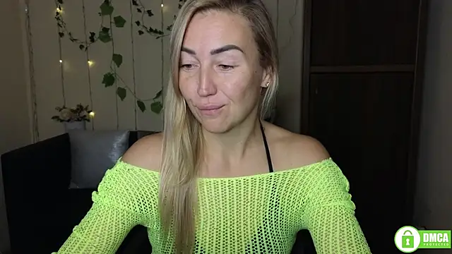 Kiss julli88I online show from 10-14-25, 05:25