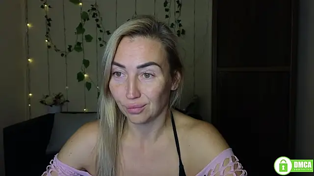 Kiss julli88I online show from 10-23-25, 05:23