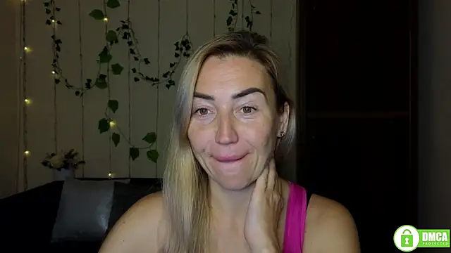 Kiss julli88I online show from 10-26-25, 06:25