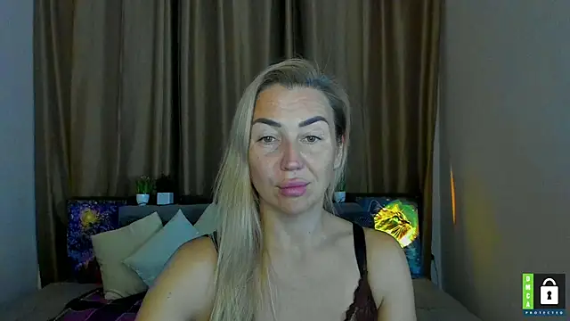 Kiss julli88I online show from 11-06-25, 06:31