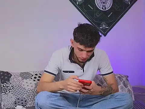 samevansx  online show from 10-03-25, 01:30