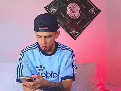 samevansx  online show from 12-15-25, 04:11