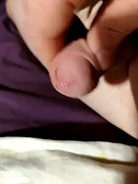 Snapshot of --Serhei-- chatting on 10-13-25, 04:01 --Serhei-- online show from 10-13-25, 04:01