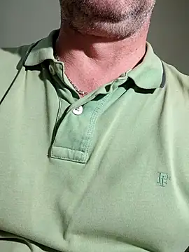 Snapshot of --Serhei-- chatting on 10-24-25, 07:21 --Serhei-- online show from 10-24-25, 07:21