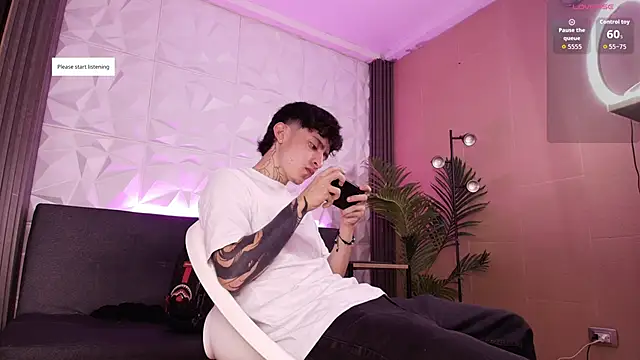 troy rouge online show from 11-25-25, 07:14