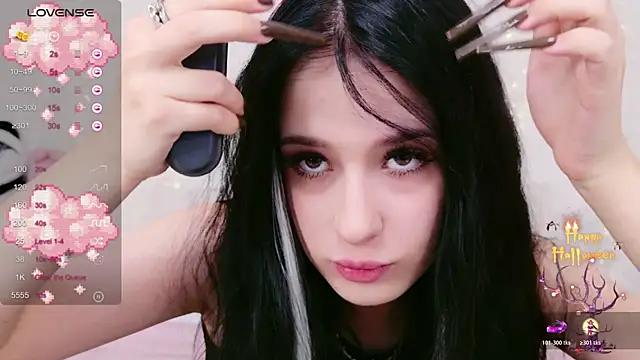 JaneRayan online show from 10-20-25, 05:02