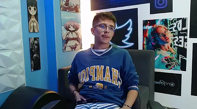 EthanCross  online show from 03-07-25, 06:22