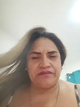 Milena Foox online show from 11-19-25, 05:29