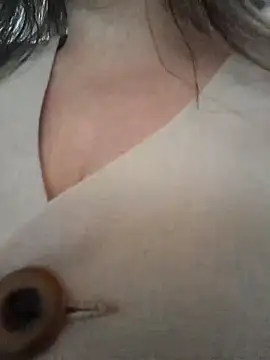 Luna-nevada online show from 10-25-25, 07:19