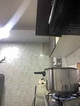 Luna-nevada online show from 04-16-26, 09:39