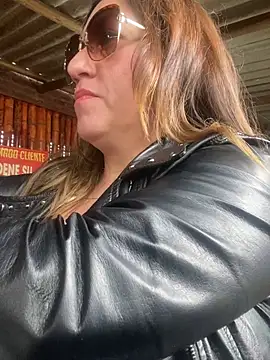 Luna-nevada online show from 04-19-26, 08:22