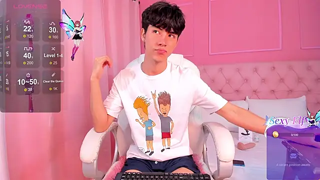 Snapshot of SHADY_STONE chatting on 03-21-25, 10:06 SHADY STONE online show from 03-21-25, 10:06