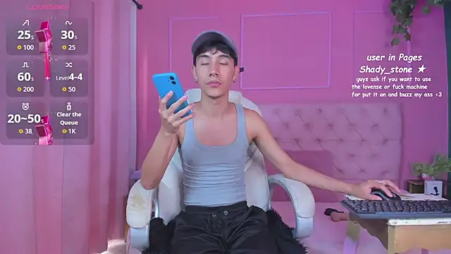 Snapshot of SHADY_STONE chatting on 10-23-25, 08:29 SHADY STONE online show from 10-23-25, 08:29