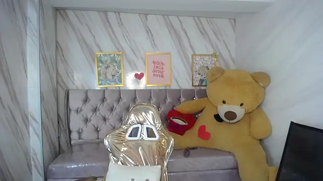 Snapshot of _wendy_b chatting on 03-12-25, 07:49  wendy b online show from 03-12-25, 07:49