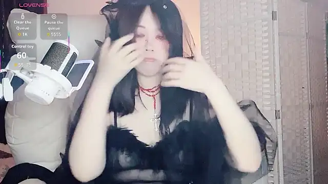 Snapshot of Cocobee chatting on 10-25-25, 04:46 Cocobee online show from 10-25-25, 04:46