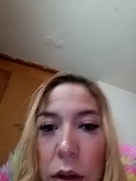 sara crushx online show from 09-15-25, 11:32