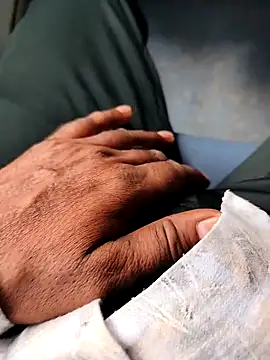 himvilohi08 online show from 09-18-25, 04:58